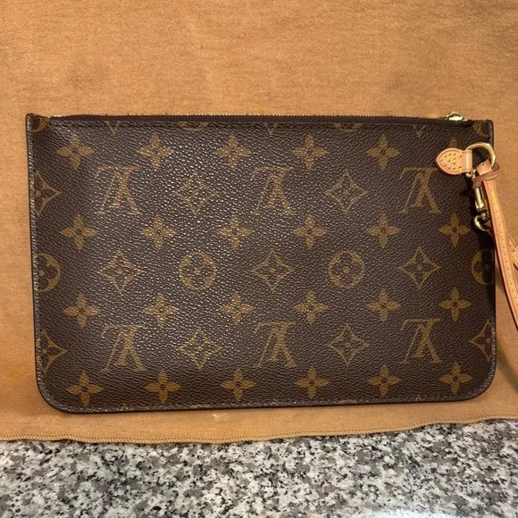 Louis Vuitton Brown and Tan Monogram Pouch Authentic - Picture 1 of 10